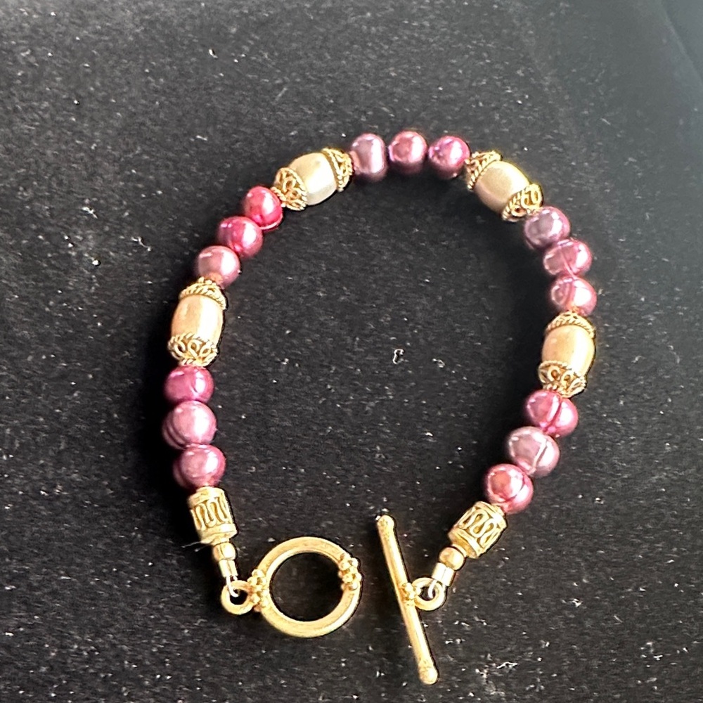Elegant Gold vermeil and Purple and gold fresh water pearl Beaded Bracelet
